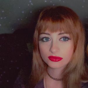 Meet your Posher, Laccie